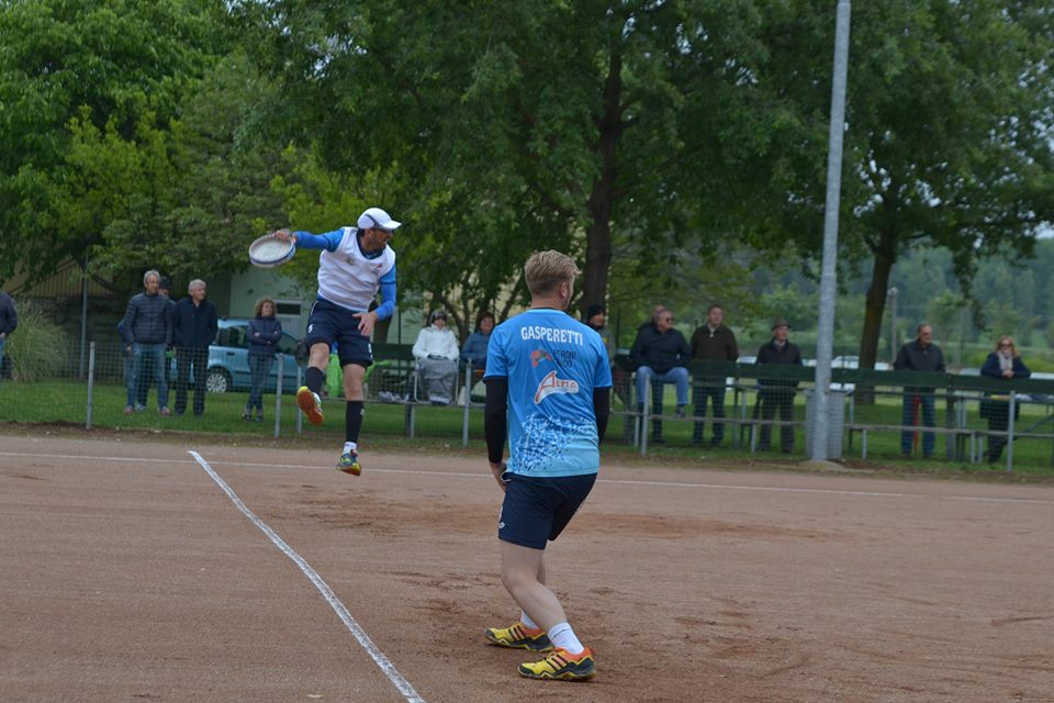 Cavaion terzini in azione