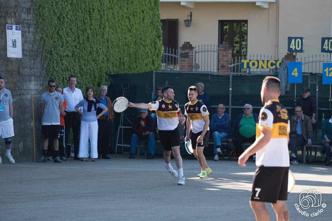 facebook 1492461349978