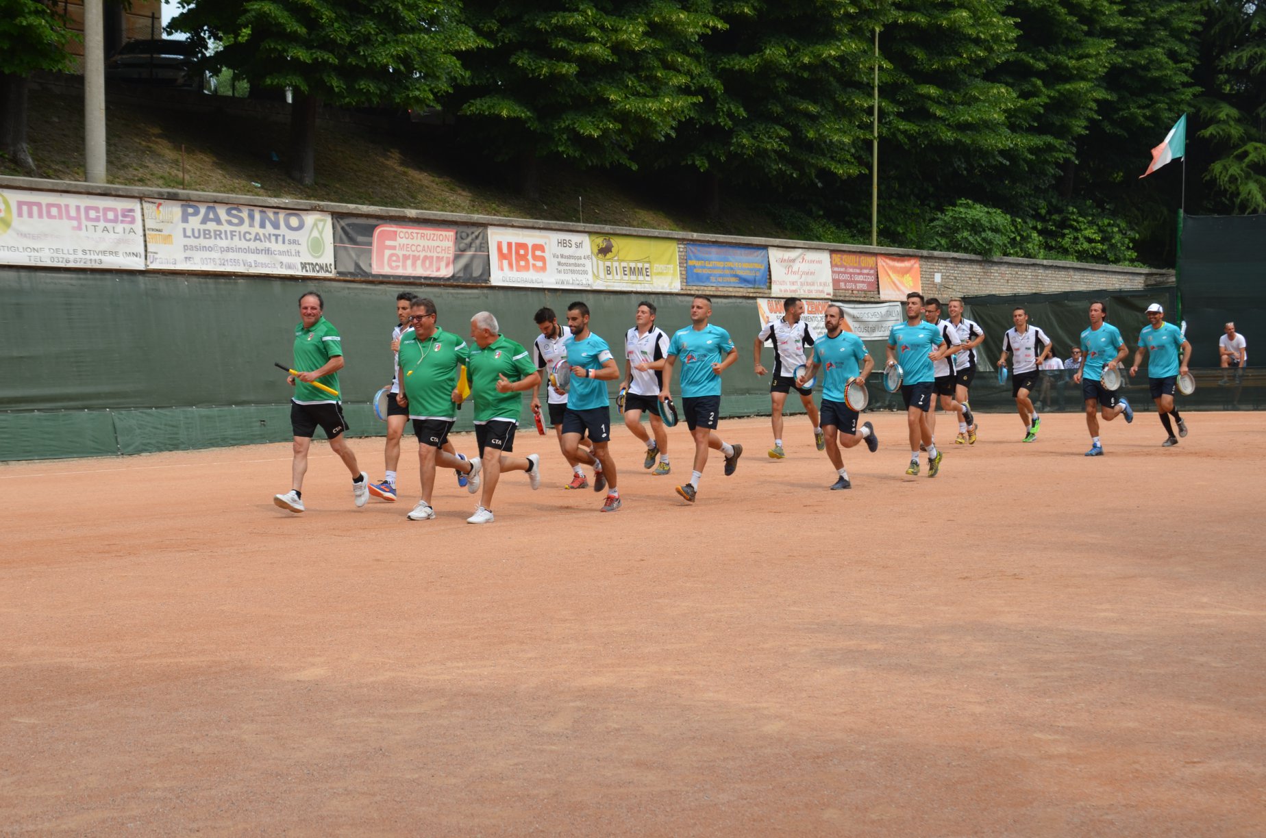 Ingresso in campo Castellaro Cavaion