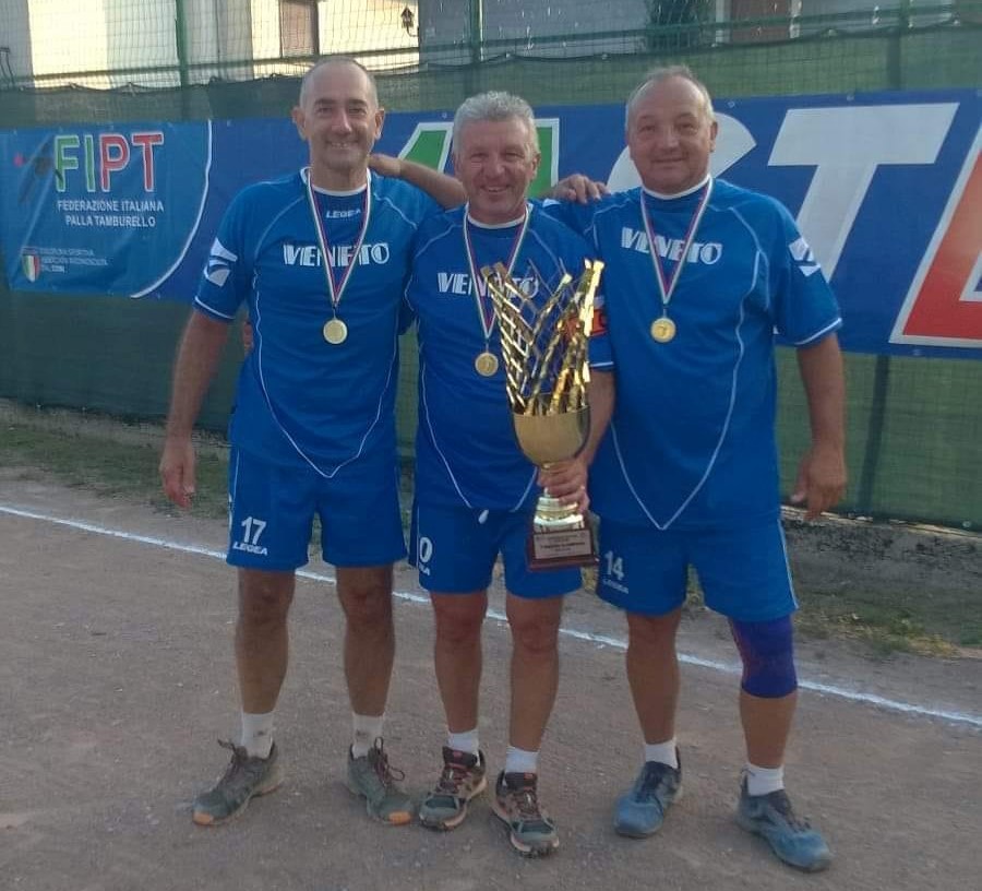 images/News_2019/Master2019/69584938_2909776485763263_3352521917864083456_o_-_Copia.jpg