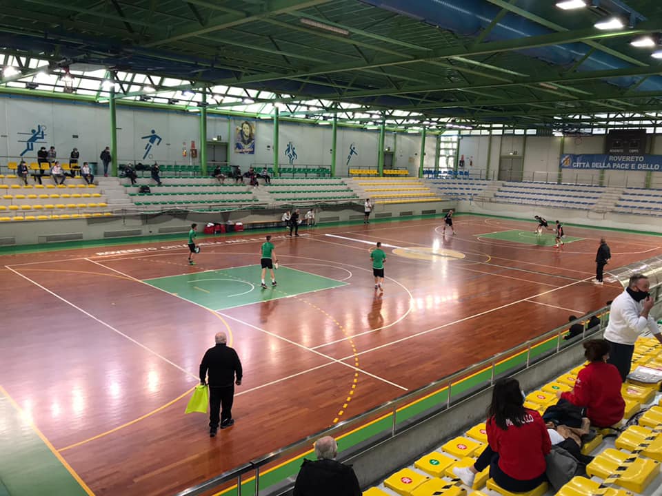images/News_2020/indoor/18_-_Finali_SerieB_M-F/127088500_2697630847158029_1068435659704819123_n.jpg