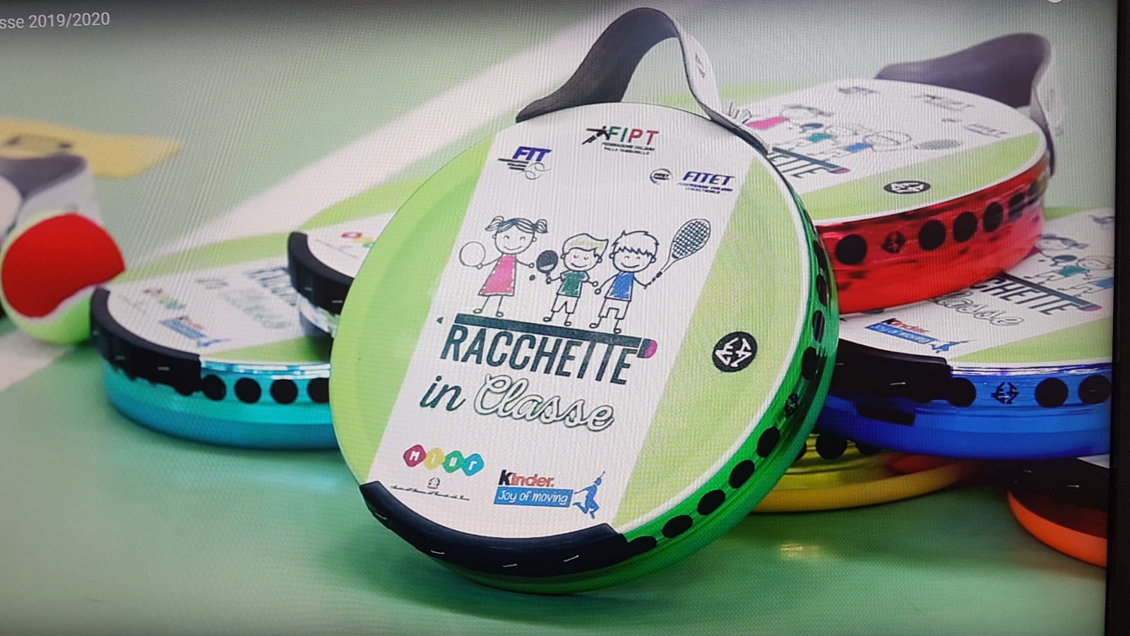 images/News_2020/racchette_in_classe/WhatsApp_Image_2020-01-27_at_10.16.51.jpeg
