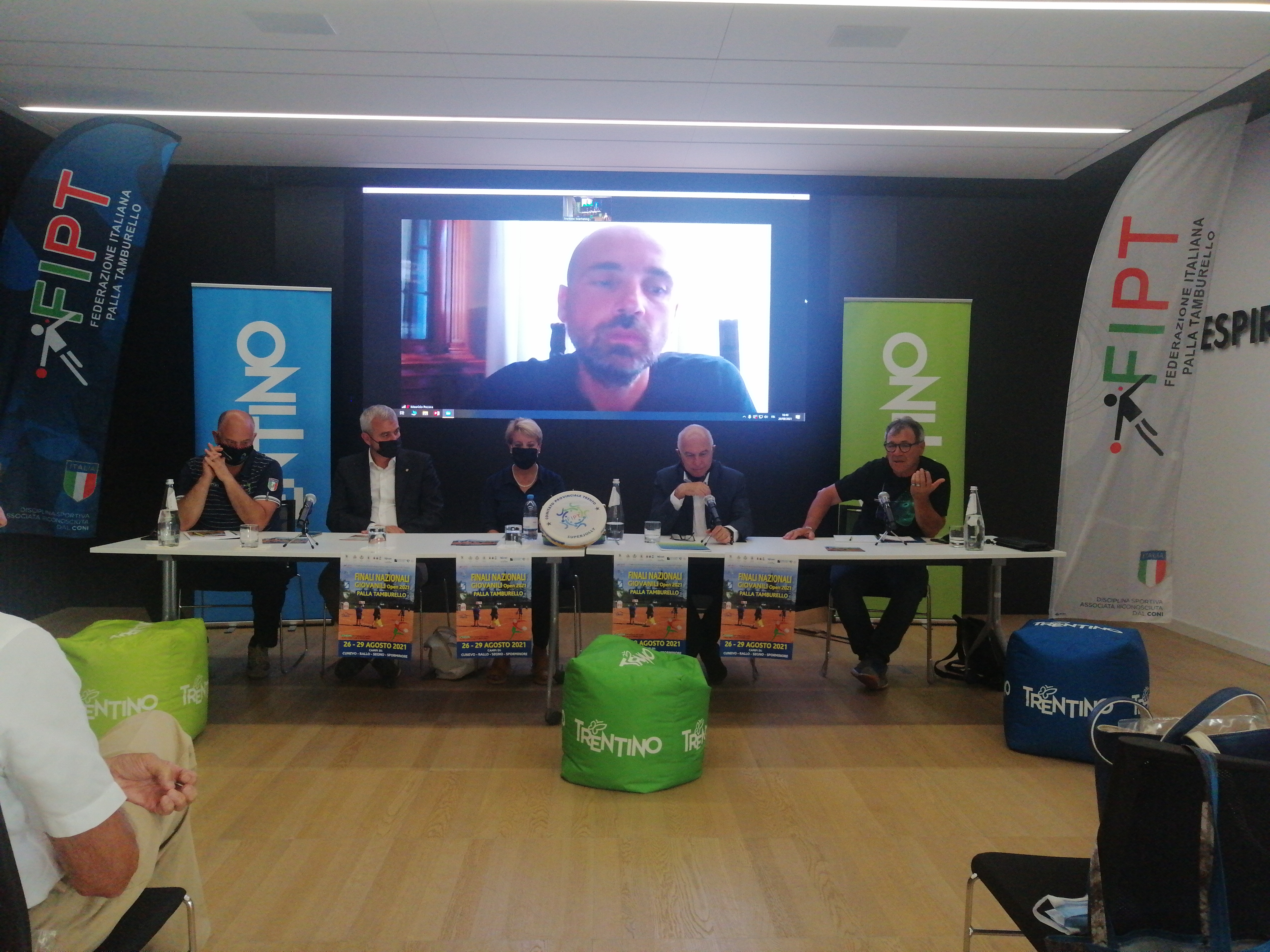 images/News_2021/giovanili/ConferenzastampaGiovaniliOpen2021.jpg