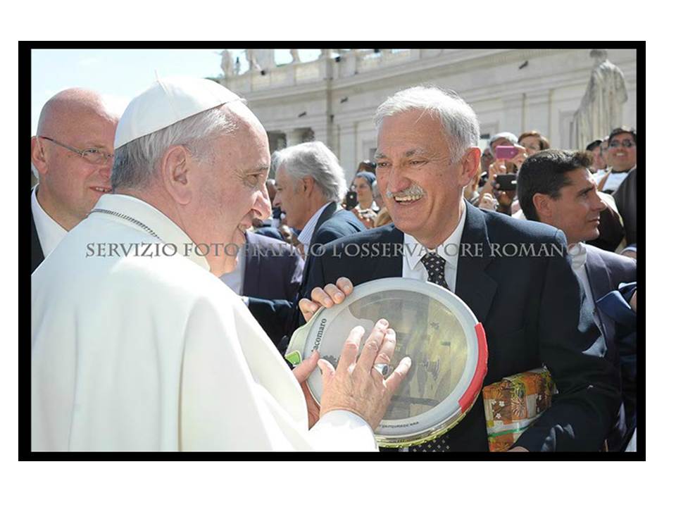 images/News_2025/Foto_Papa.jpg